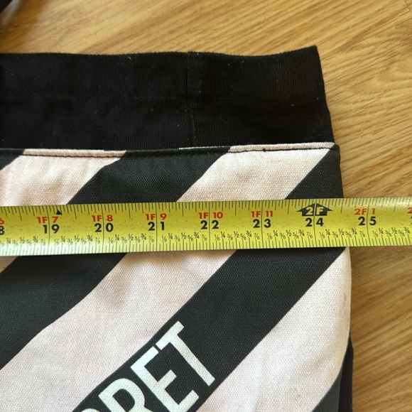 Victoria's Secret Totes Bundle (EUC) - Picture 12 of 13